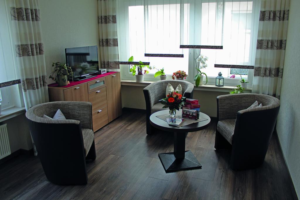 וילינגן Pension Haus Waldfrieden, Meinecardplus Inklusive מראה חיצוני תמונה