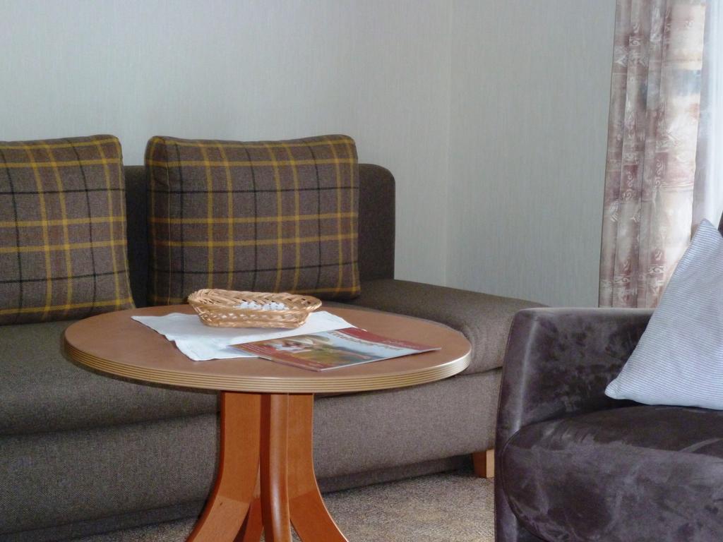 וילינגן Pension Haus Waldfrieden, Meinecardplus Inklusive מראה חיצוני תמונה